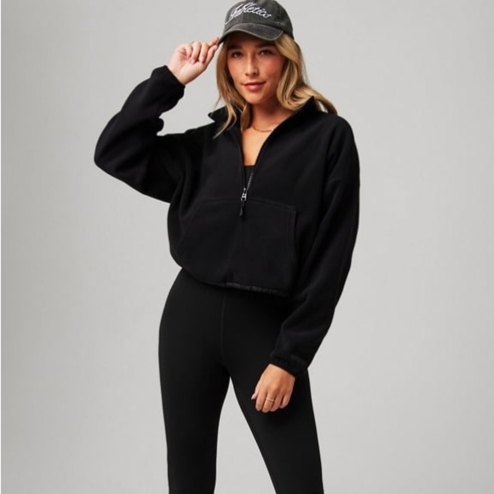 NWT Fabletics Fleece Half Zip Small